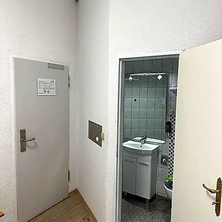 Gl 3*